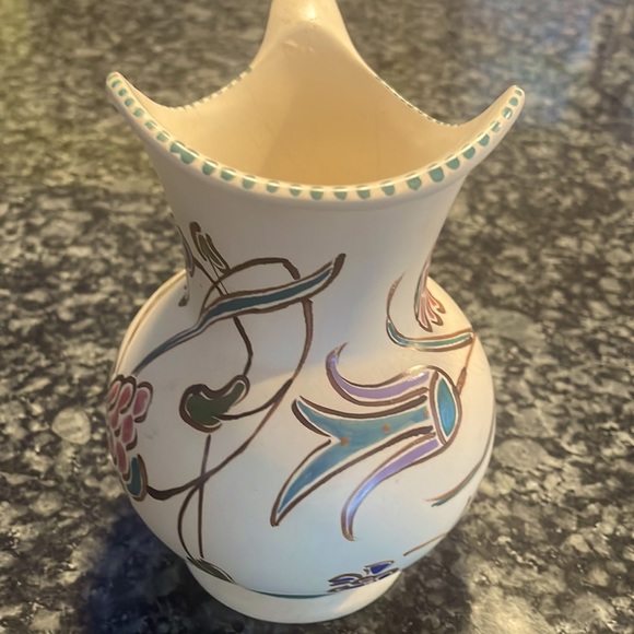 1930s Honiton Devon English Pottery Hand Painted “Lymton” Floral Pitcher - Picture 3 of 7